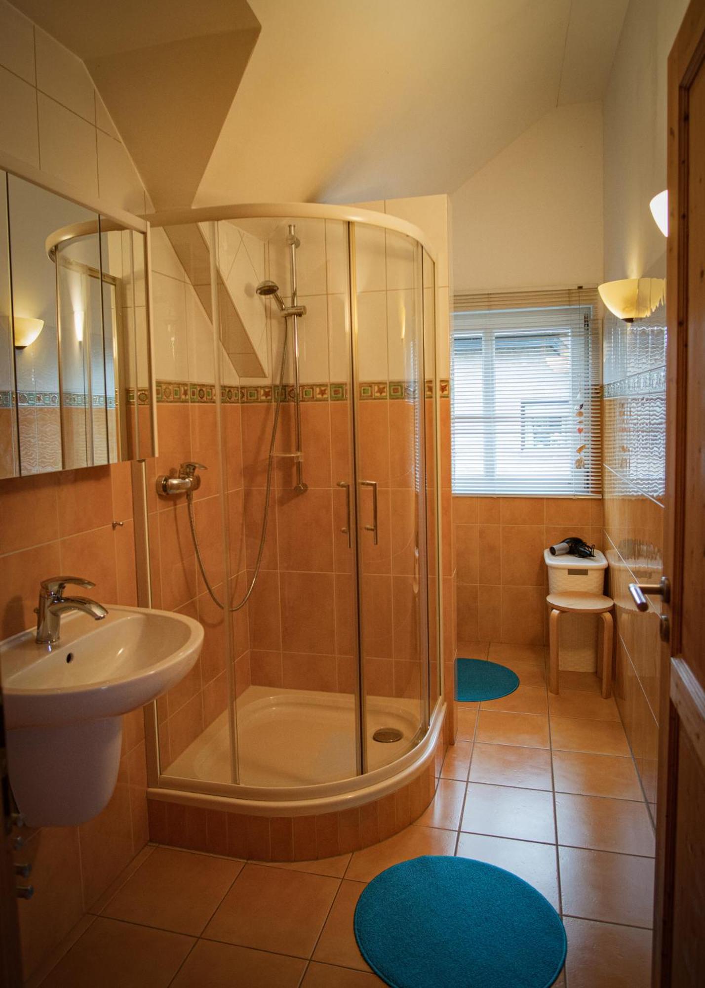 Ferienhaus Mountfrosch Mit Sauna Und Naturpool 몬샤우 외부 사진